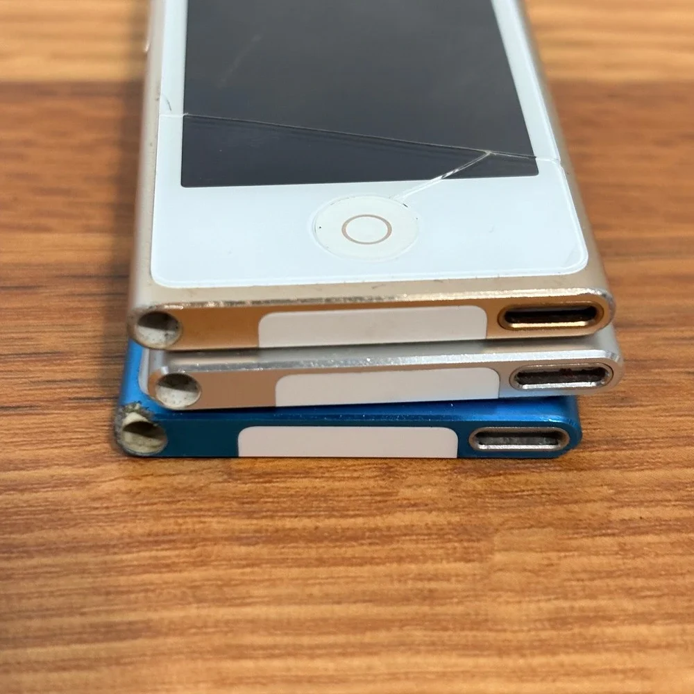 FOR PARTS Apple iPod Nano 7th Gen A1446 Lot of 3 Cracked Screens Blue Silver